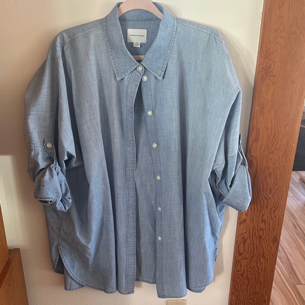 American Eagle Outfitters Light Blue Button-Up Blouse